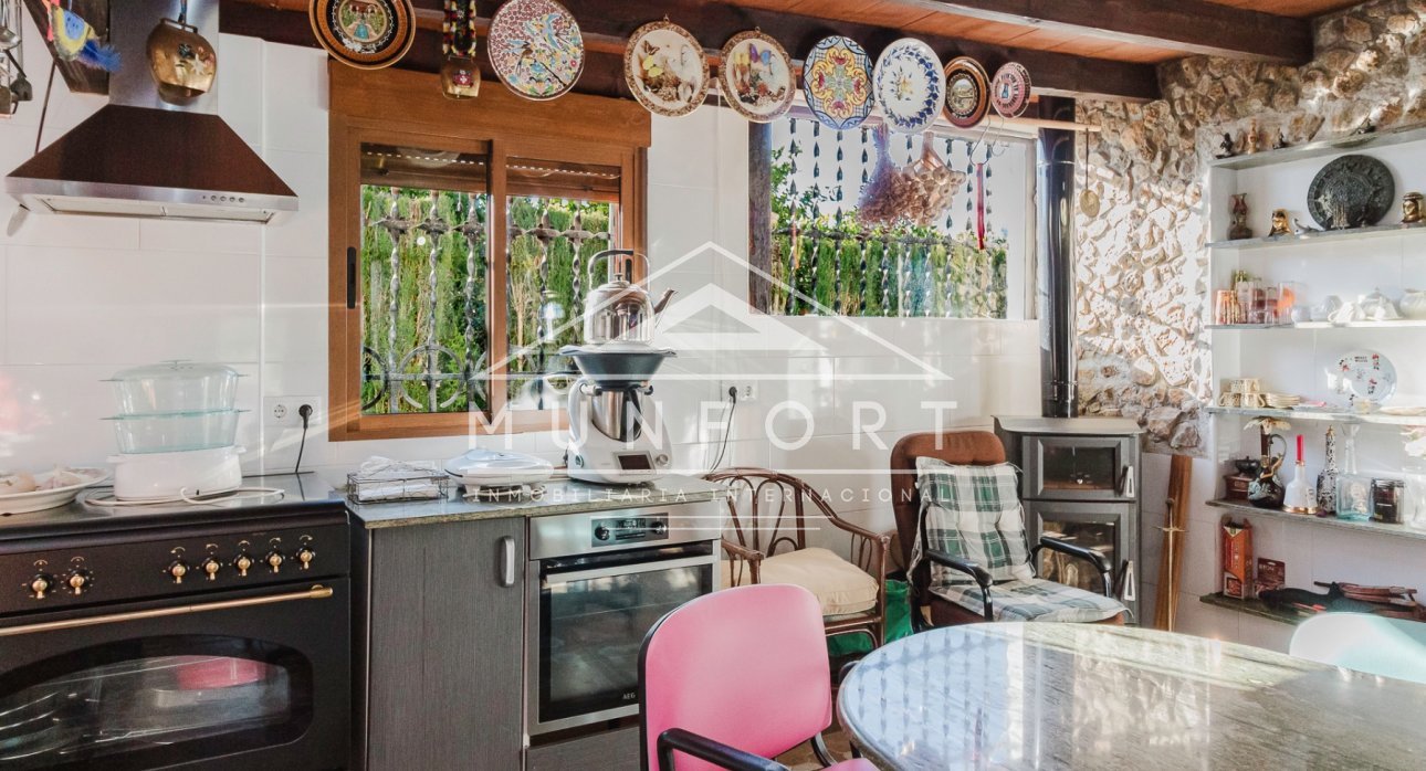 Resale - Villas -
Orihuela