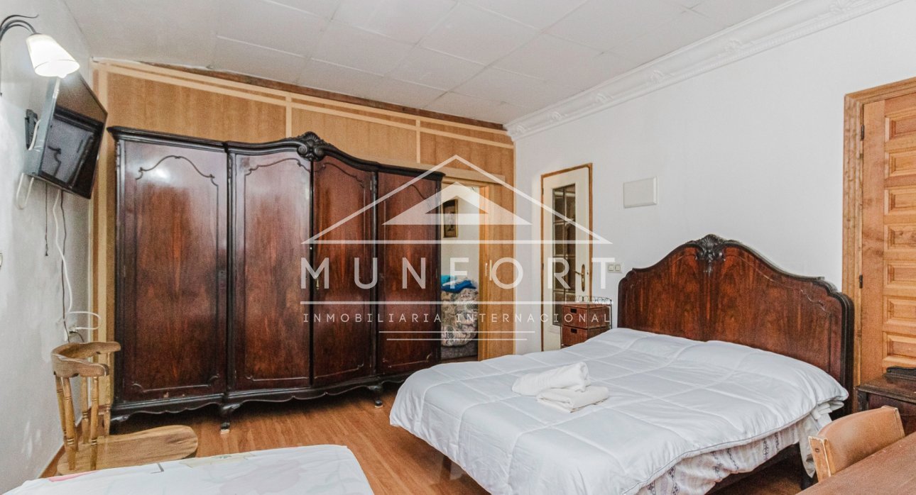 Resale - Villas -
Orihuela