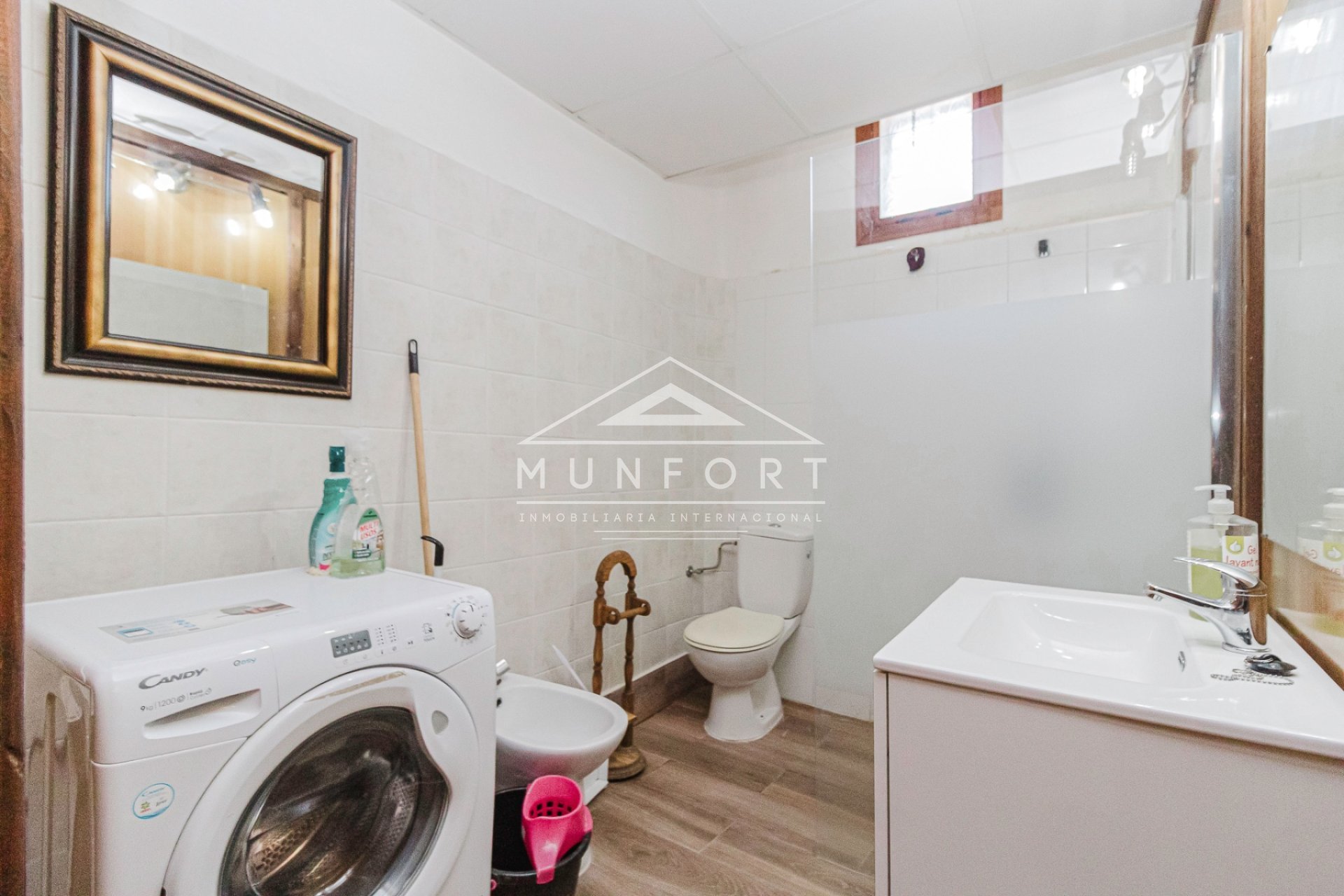 Resale - Villas -
Orihuela