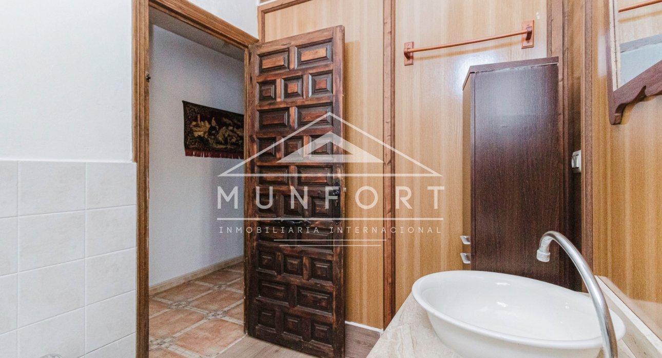 Resale - Villas -
Orihuela