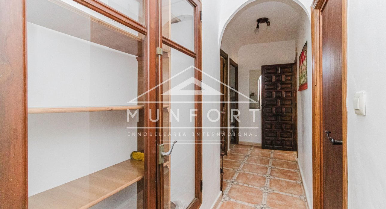 Resale - Villas -
Orihuela