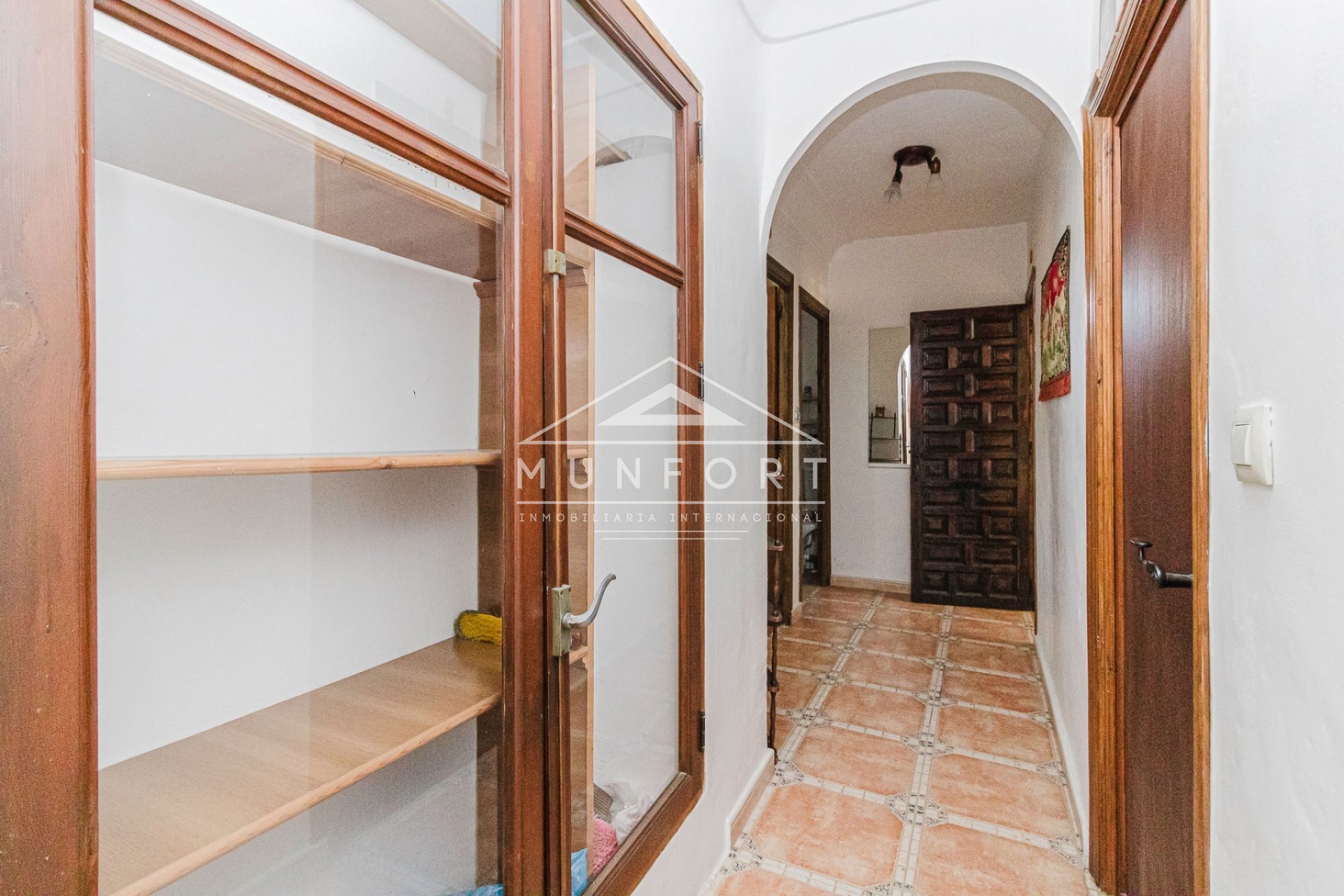 Resale - Villas -
Orihuela