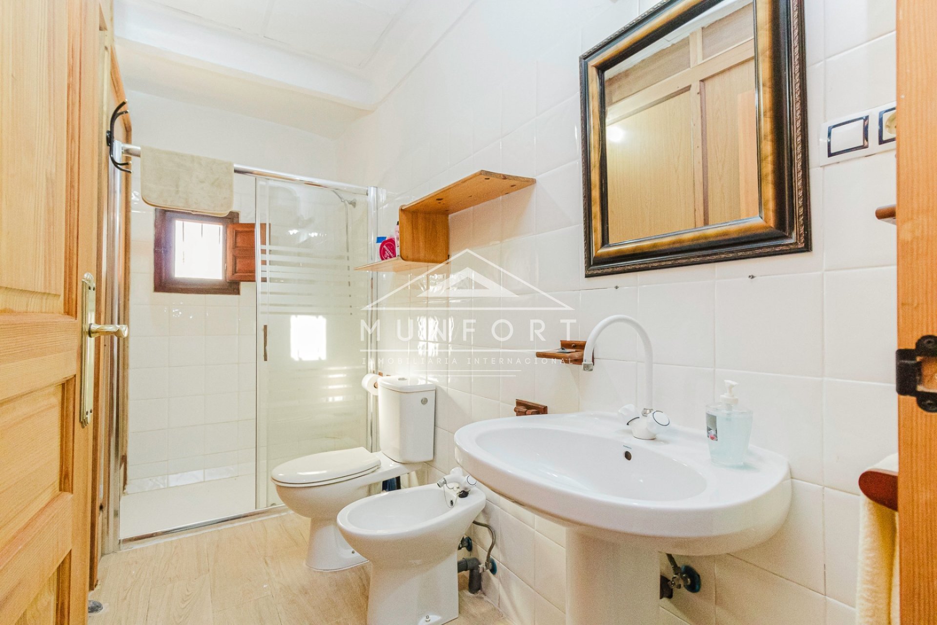 Resale - Villas -
Orihuela