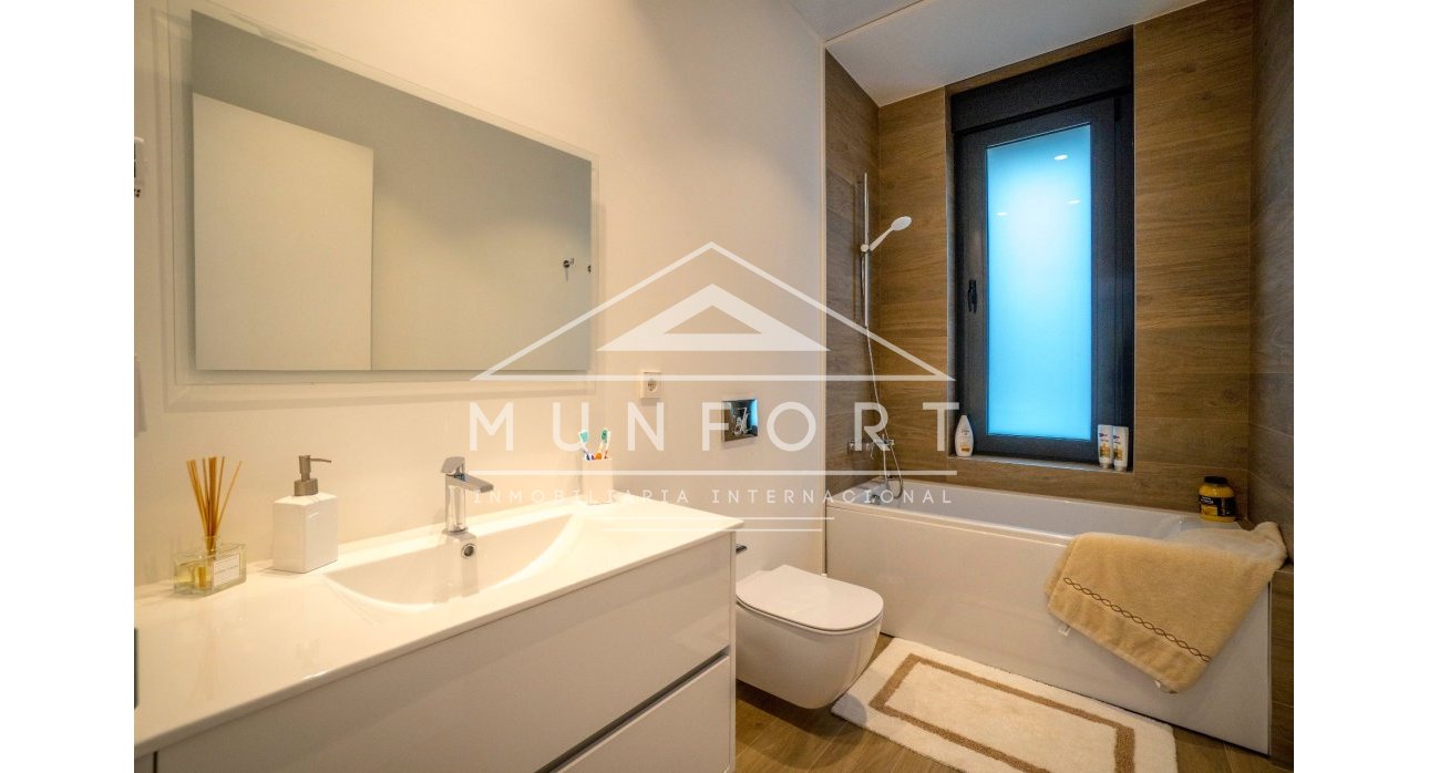 Resale - Villas -
Pilar de la Horadada - Lo Romero Golf