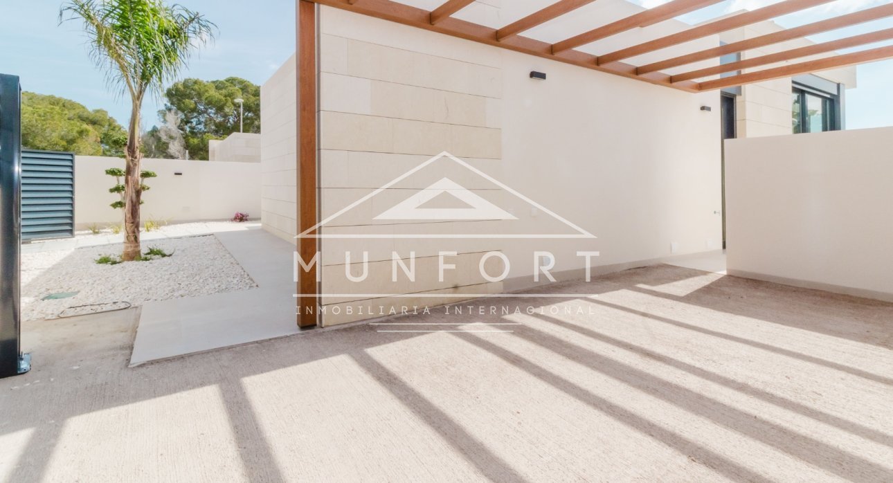 Resale - Villas -
Pilar de la Horadada - Lo Romero Golf