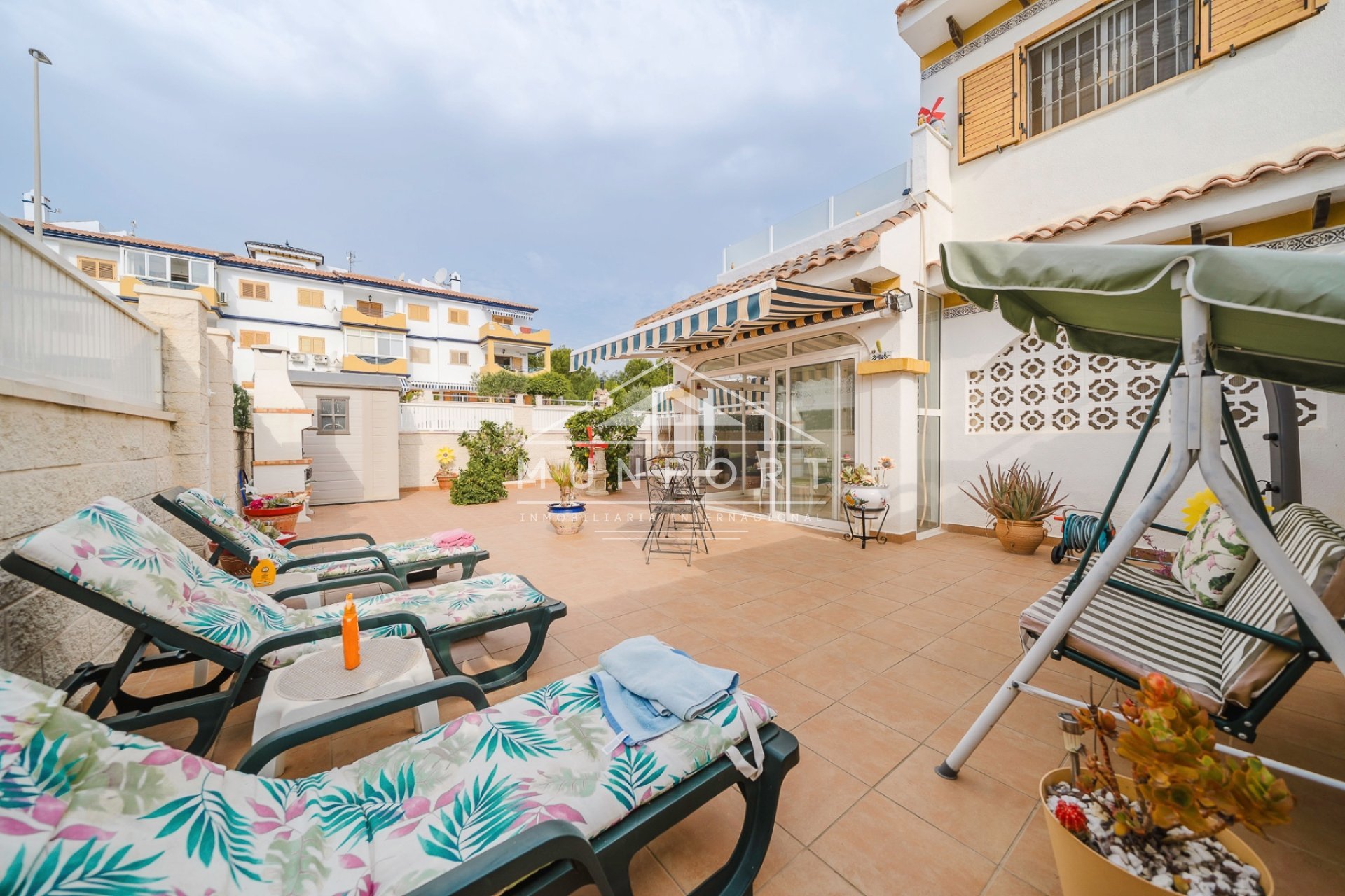 Resale - Villas -
Pilar de la Horadada - Mil Palmeras