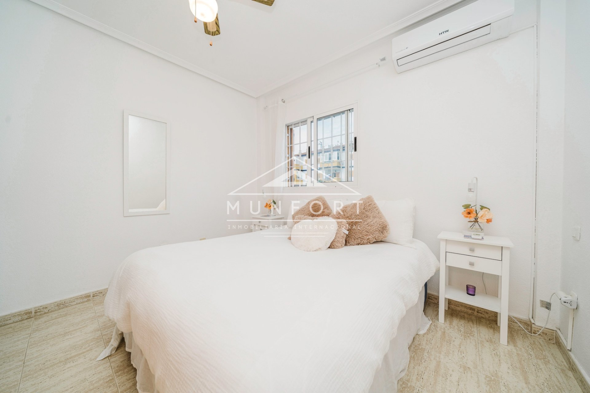 Resale - Villas -
Pilar de la Horadada - Mil Palmeras