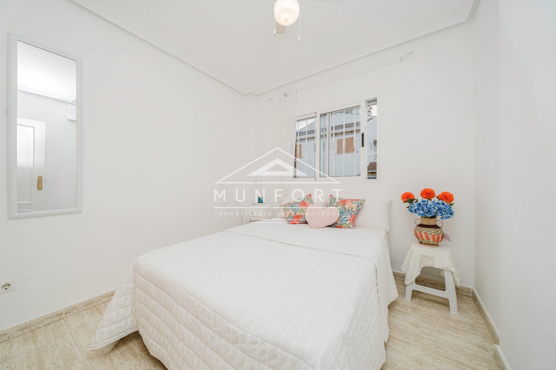 Resale - Villas -
Pilar de la Horadada - Mil Palmeras