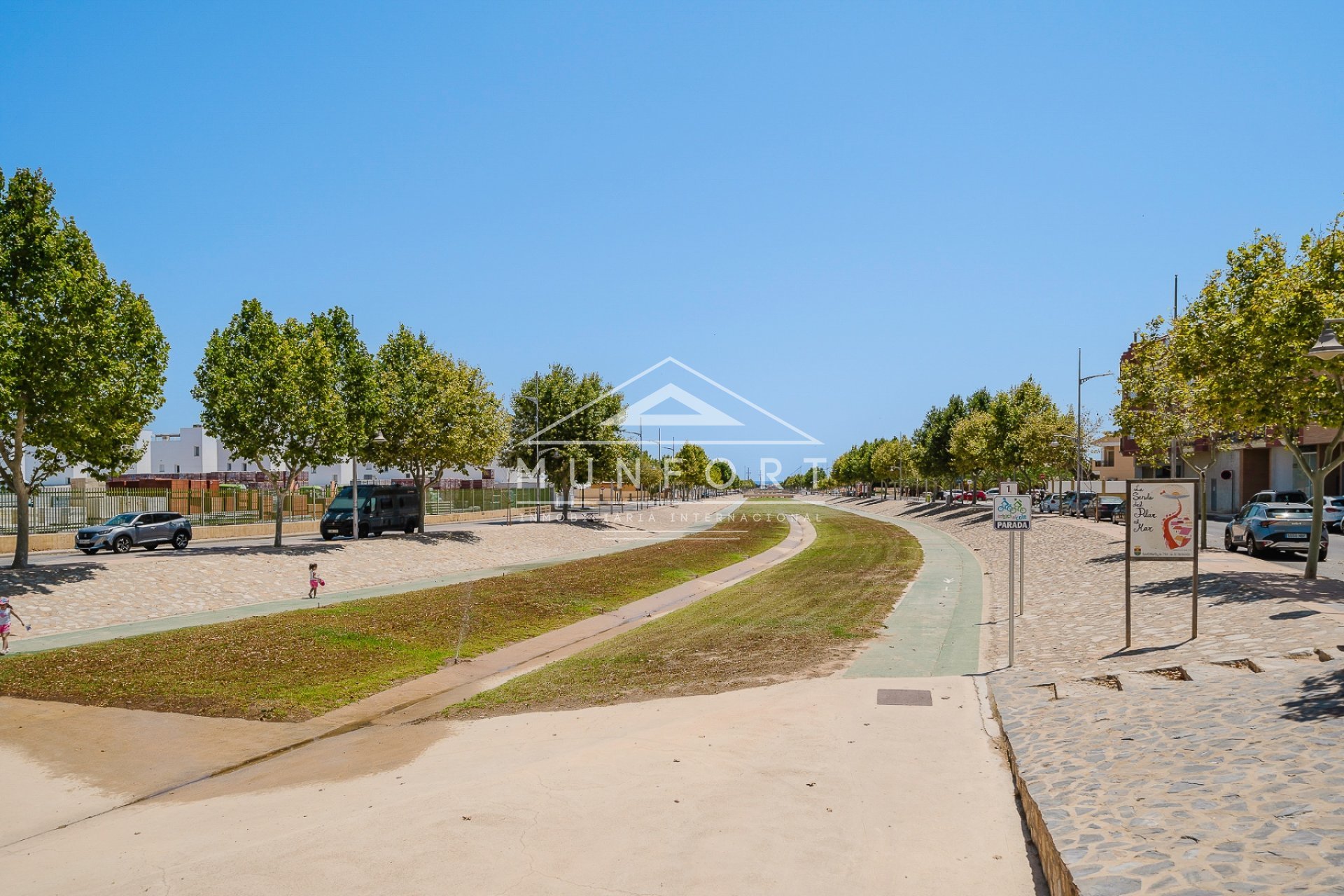 Resale - Villas -
Pilar de la Horadada - Mil Palmeras