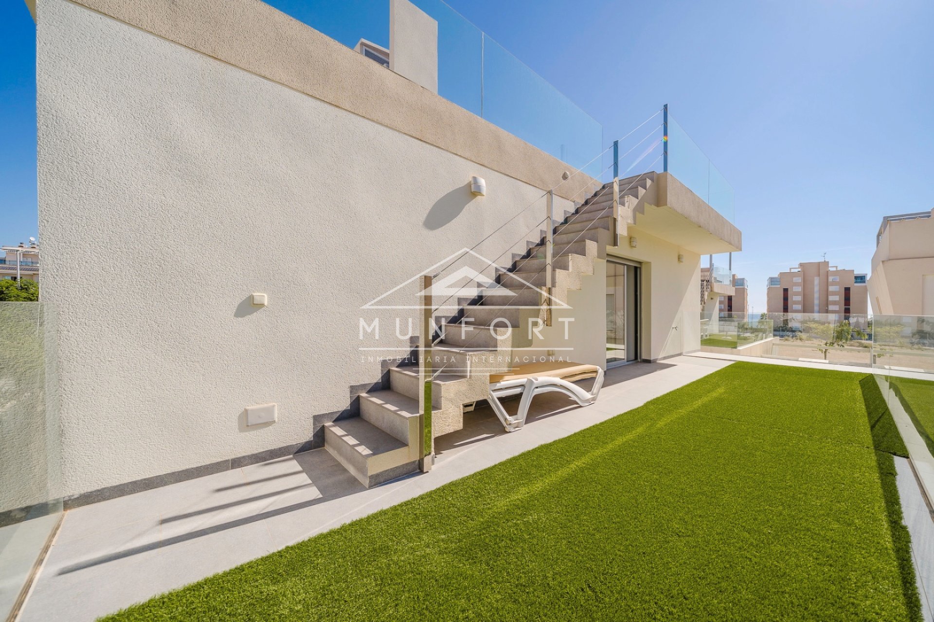 Resale - Villas -
Pilar de la Horadada - Mil Palmeras