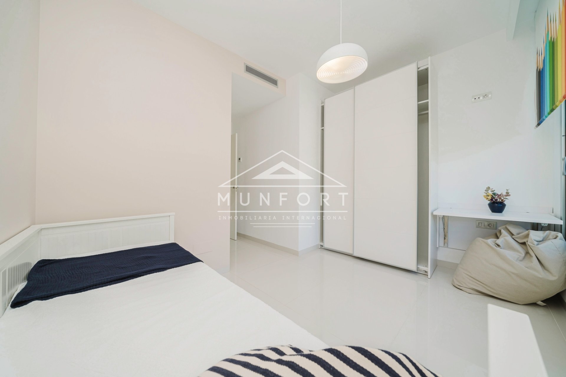 Resale - Villas -
Pilar de la Horadada - Mil Palmeras