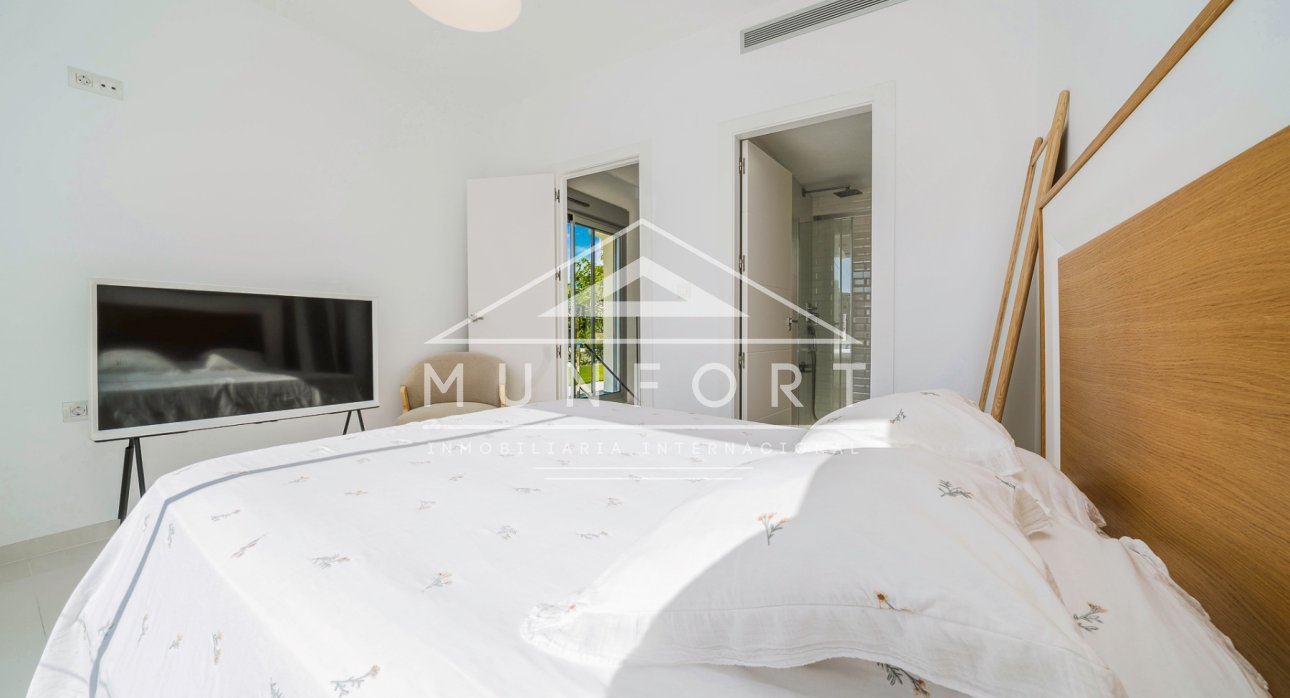 Resale - Villas -
Pilar de la Horadada - Mil Palmeras