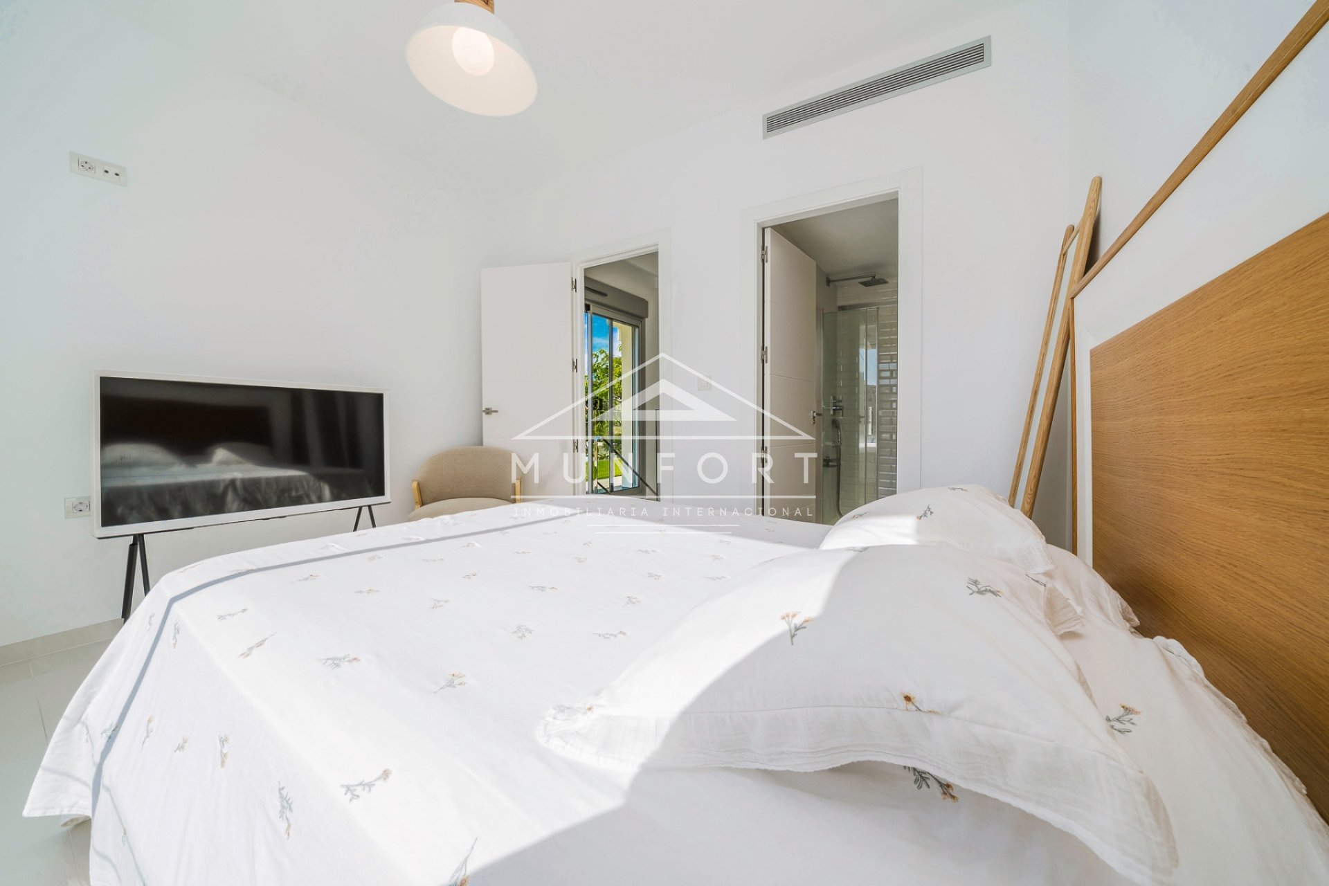 Resale - Villas -
Pilar de la Horadada - Mil Palmeras