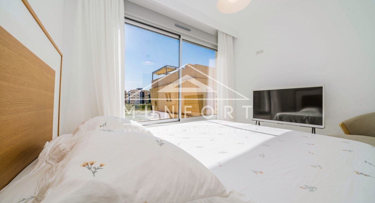 Resale - Villas -
Pilar de la Horadada - Mil Palmeras