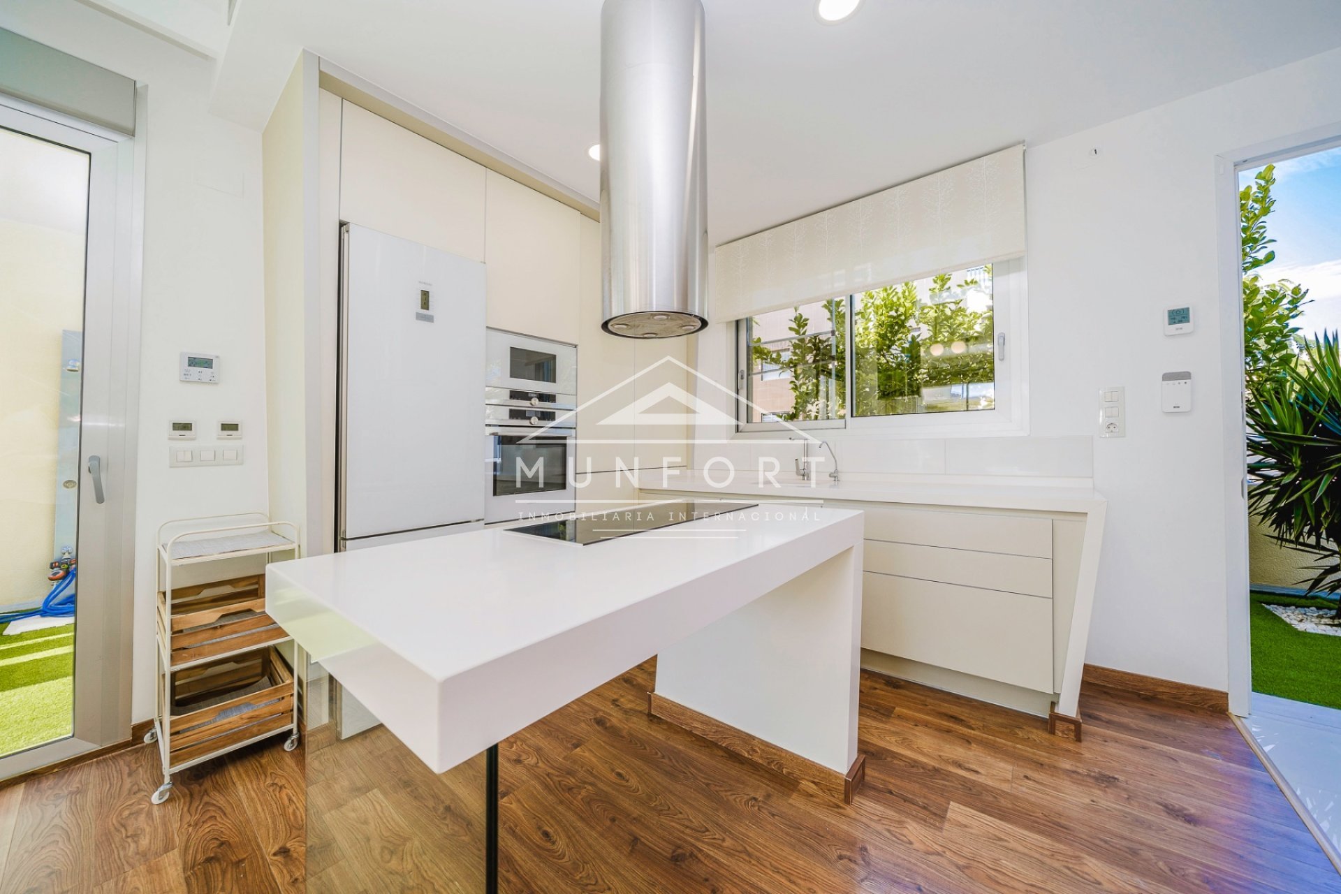 Resale - Villas -
Pilar de la Horadada - Mil Palmeras