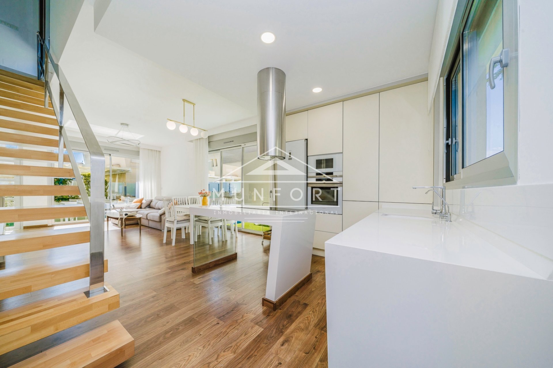 Resale - Villas -
Pilar de la Horadada - Mil Palmeras