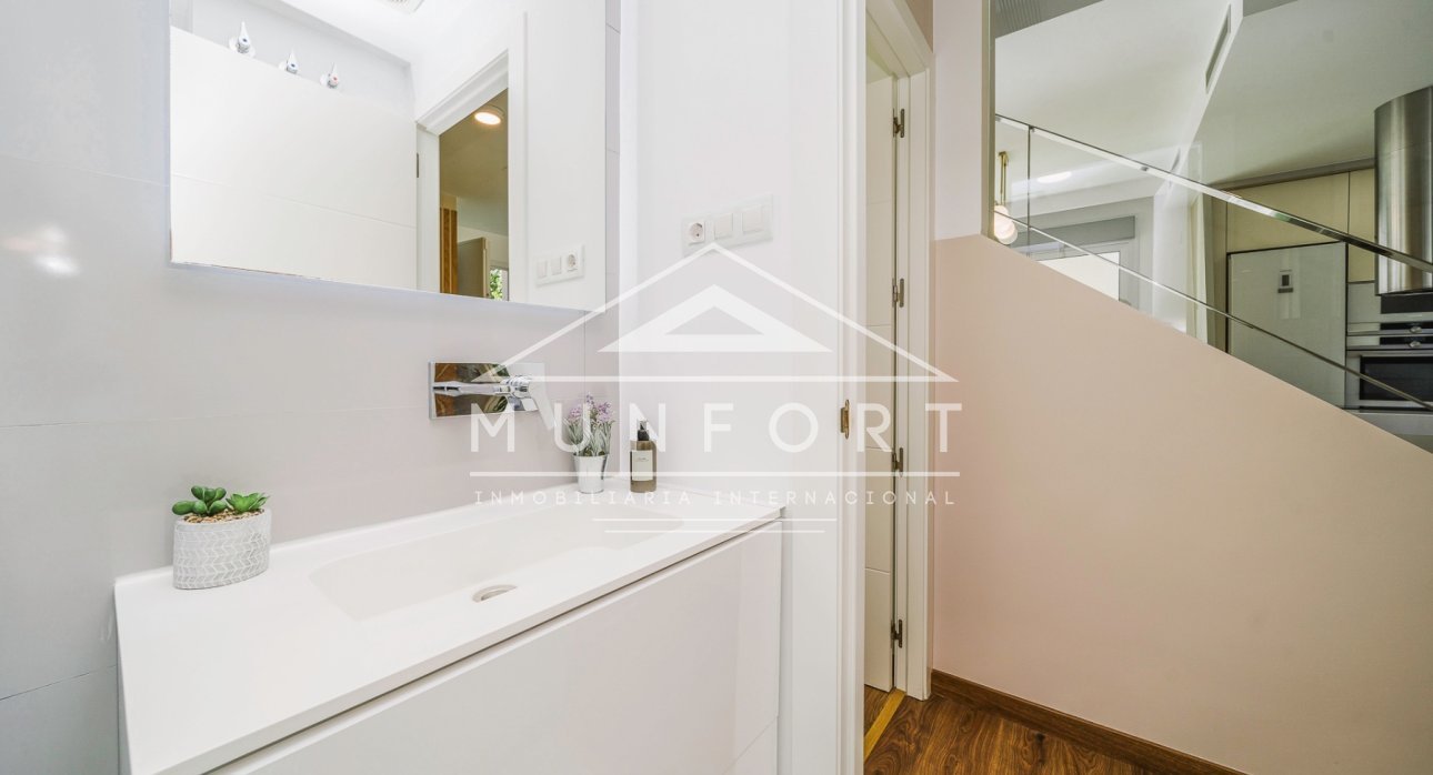 Resale - Villas -
Pilar de la Horadada - Mil Palmeras