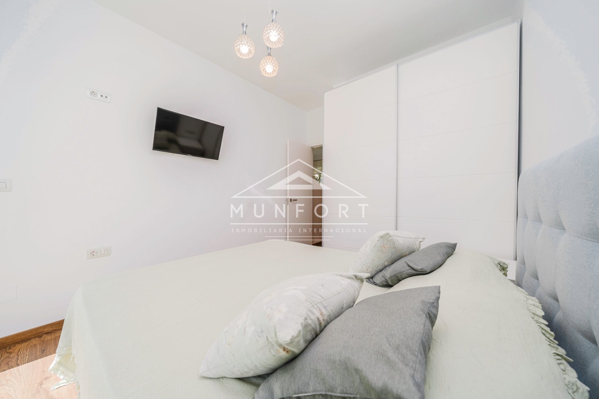 Resale - Villas -
Pilar de la Horadada - Mil Palmeras