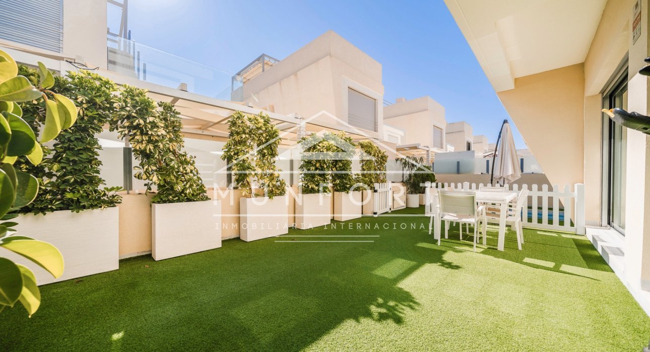 Resale - Villas -
Pilar de la Horadada - Mil Palmeras