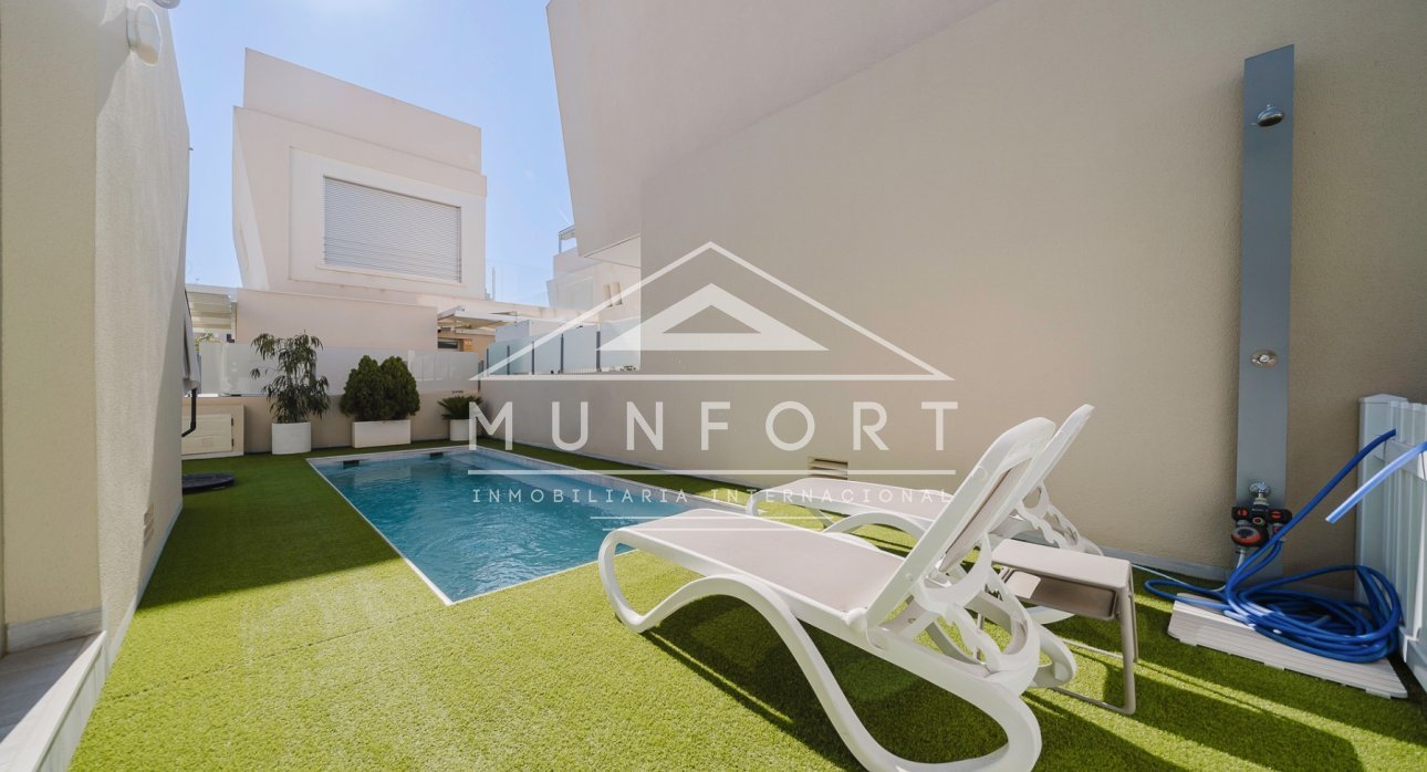 Resale - Villas -
Pilar de la Horadada - Mil Palmeras