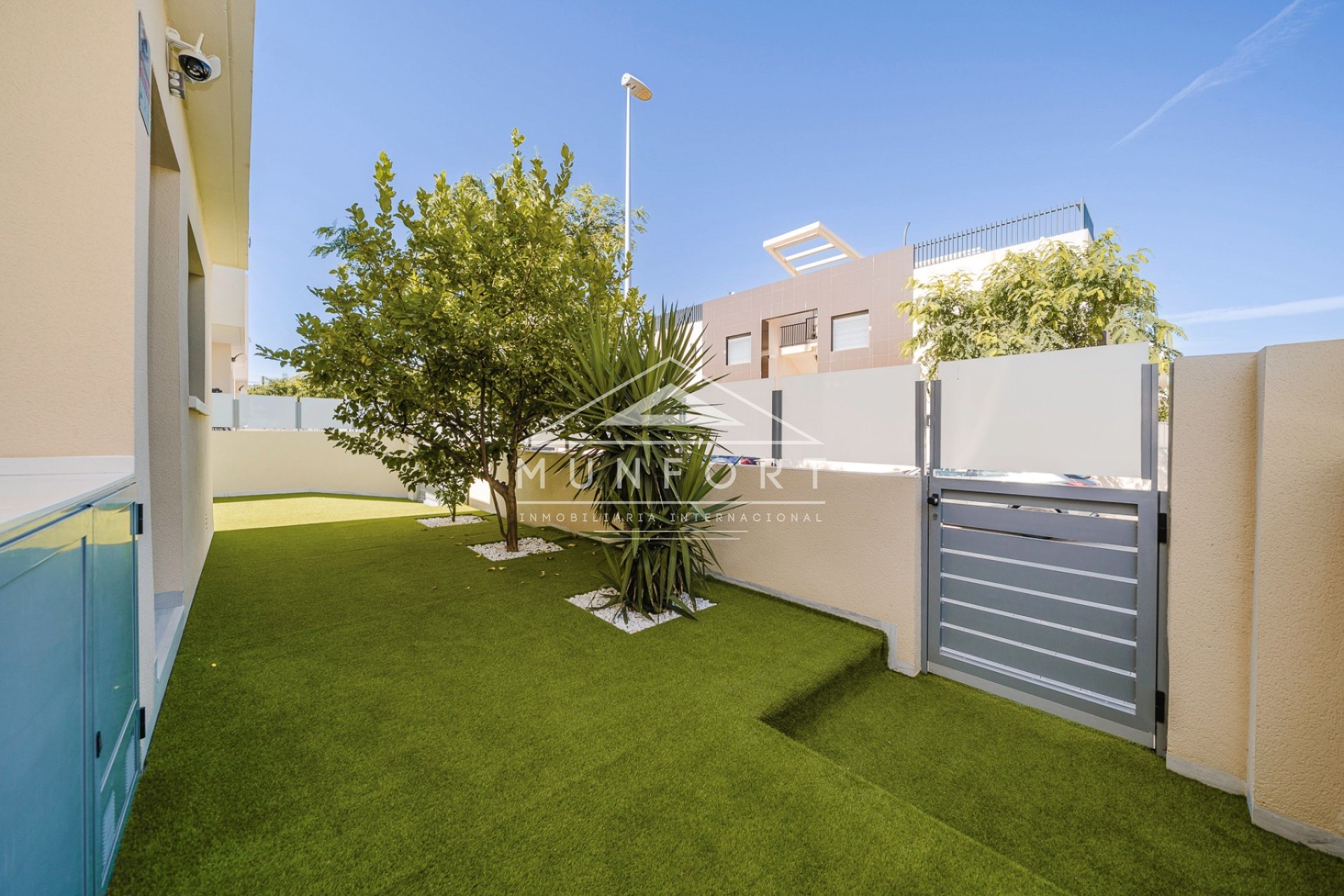 Resale - Villas -
Pilar de la Horadada - Mil Palmeras