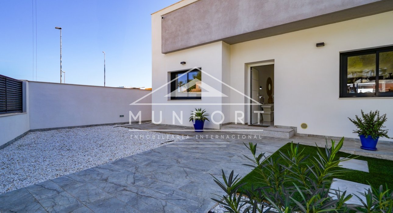 Resale - Villas -
Pilar de la Horadada - Pinar de Campoverde