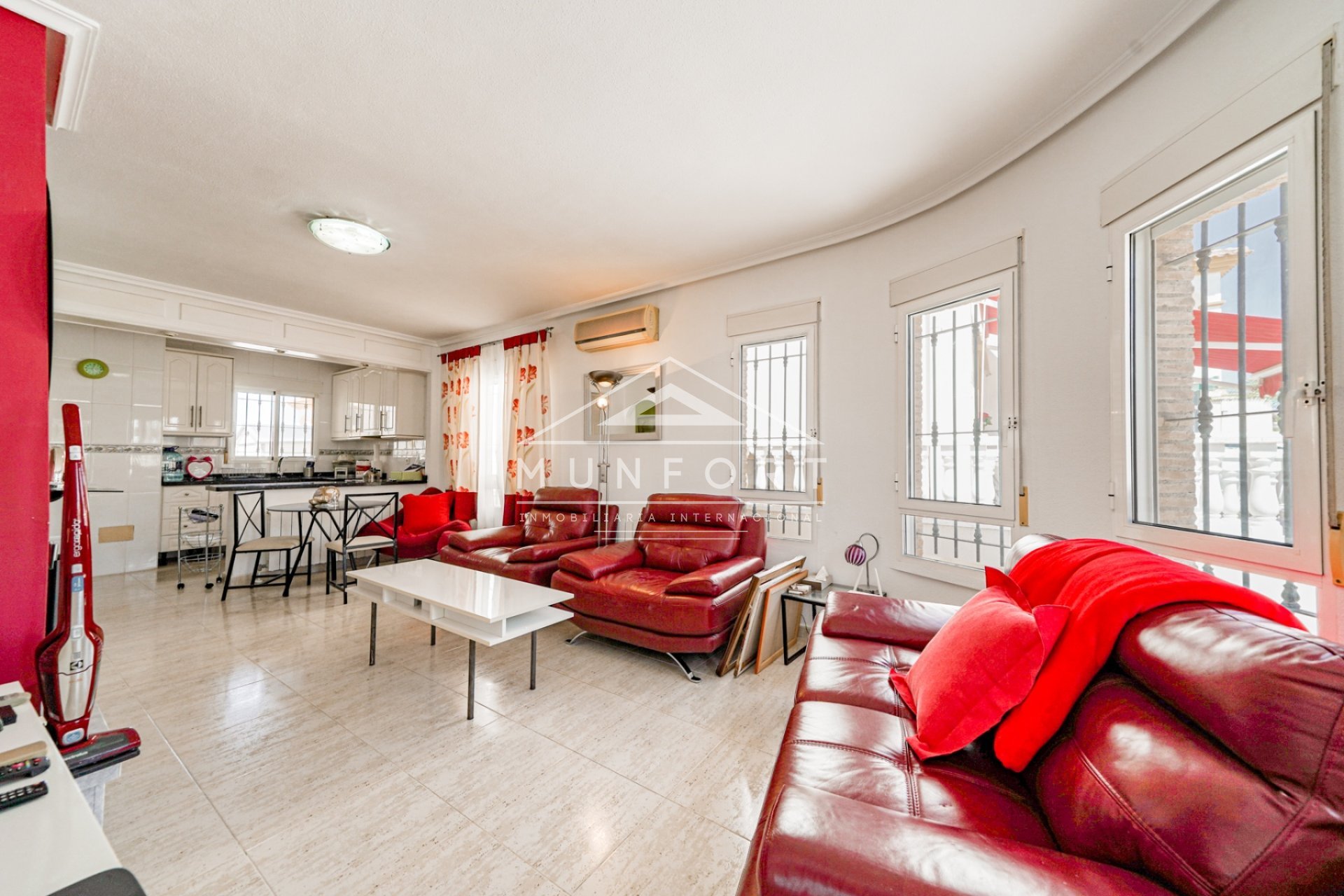 Resale - Villas -
Pilar de la Horadada - Pinar de Campoverde