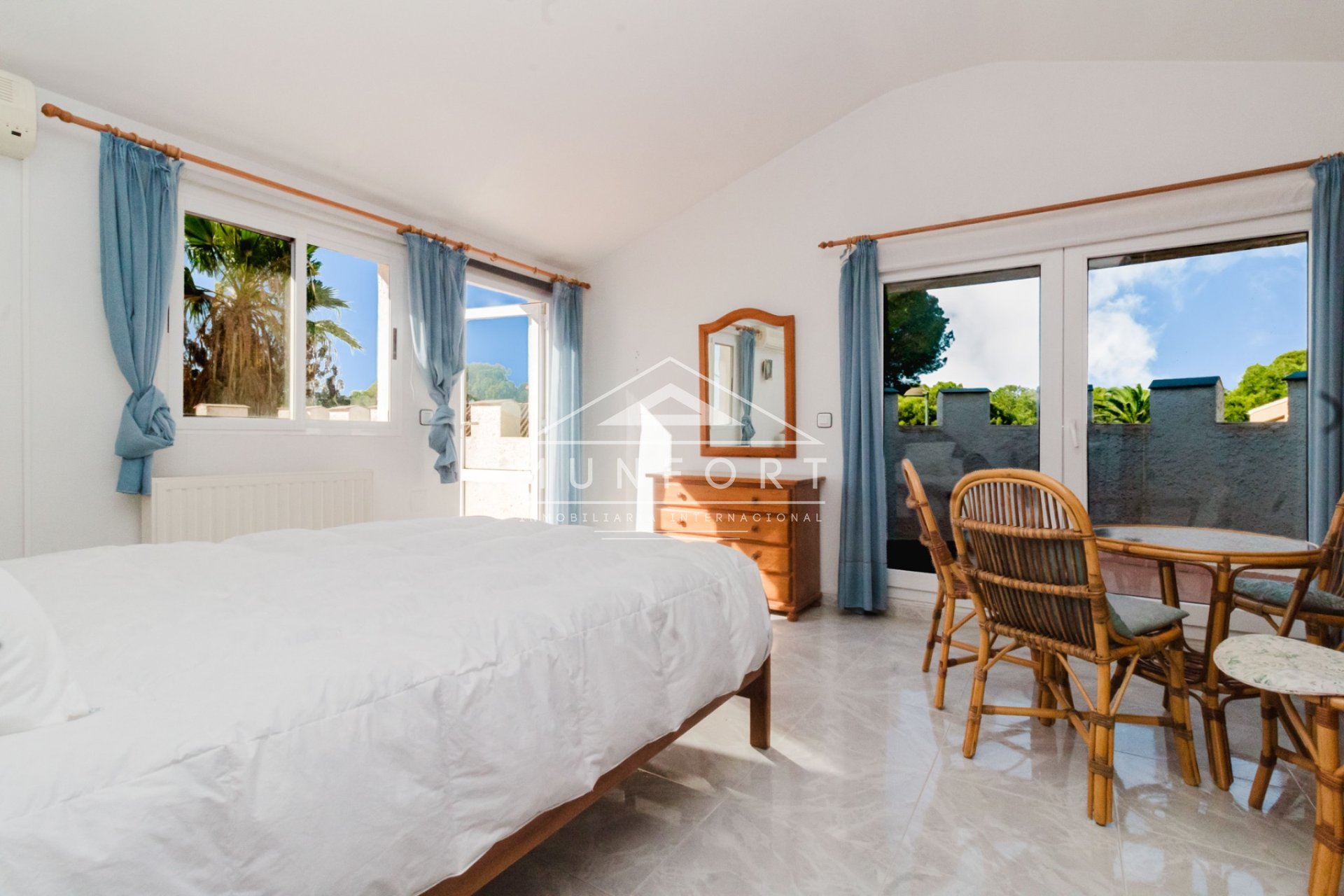 Resale - Villas -
Pilar de la Horadada - Pinar de Campoverde