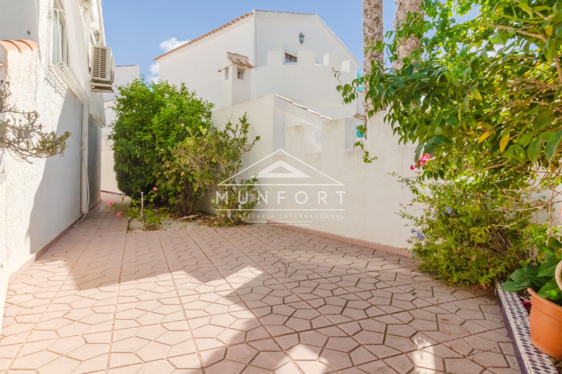 Resale - Villas -
Pilar de la Horadada - Pinar de Campoverde