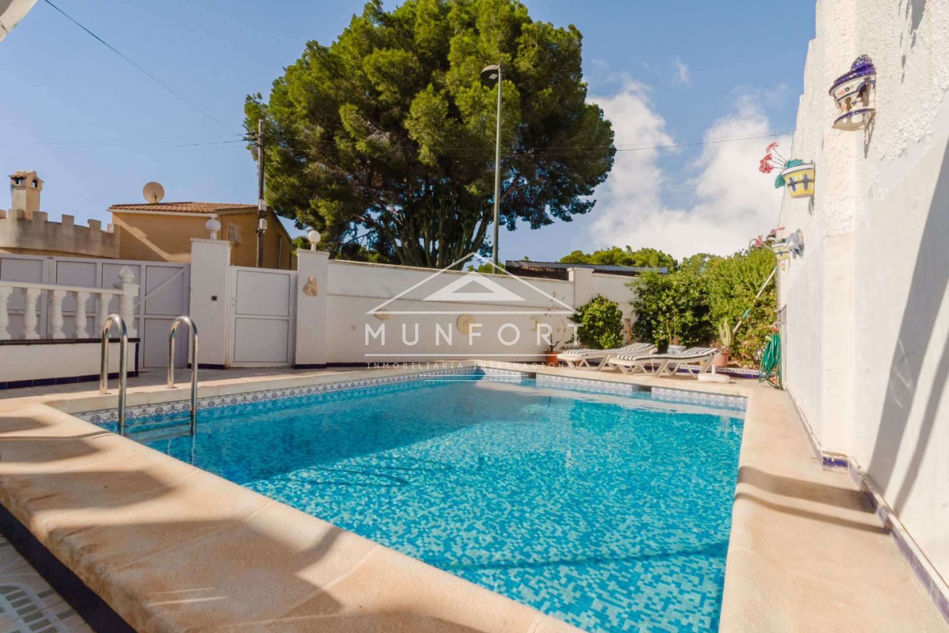 Resale - Villas -
Pilar de la Horadada - Pinar de Campoverde