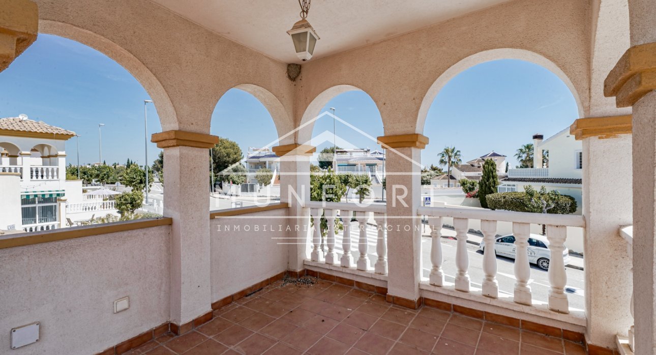 Resale - Villas -
Pilar de la Horadada - Pinar de Campoverde