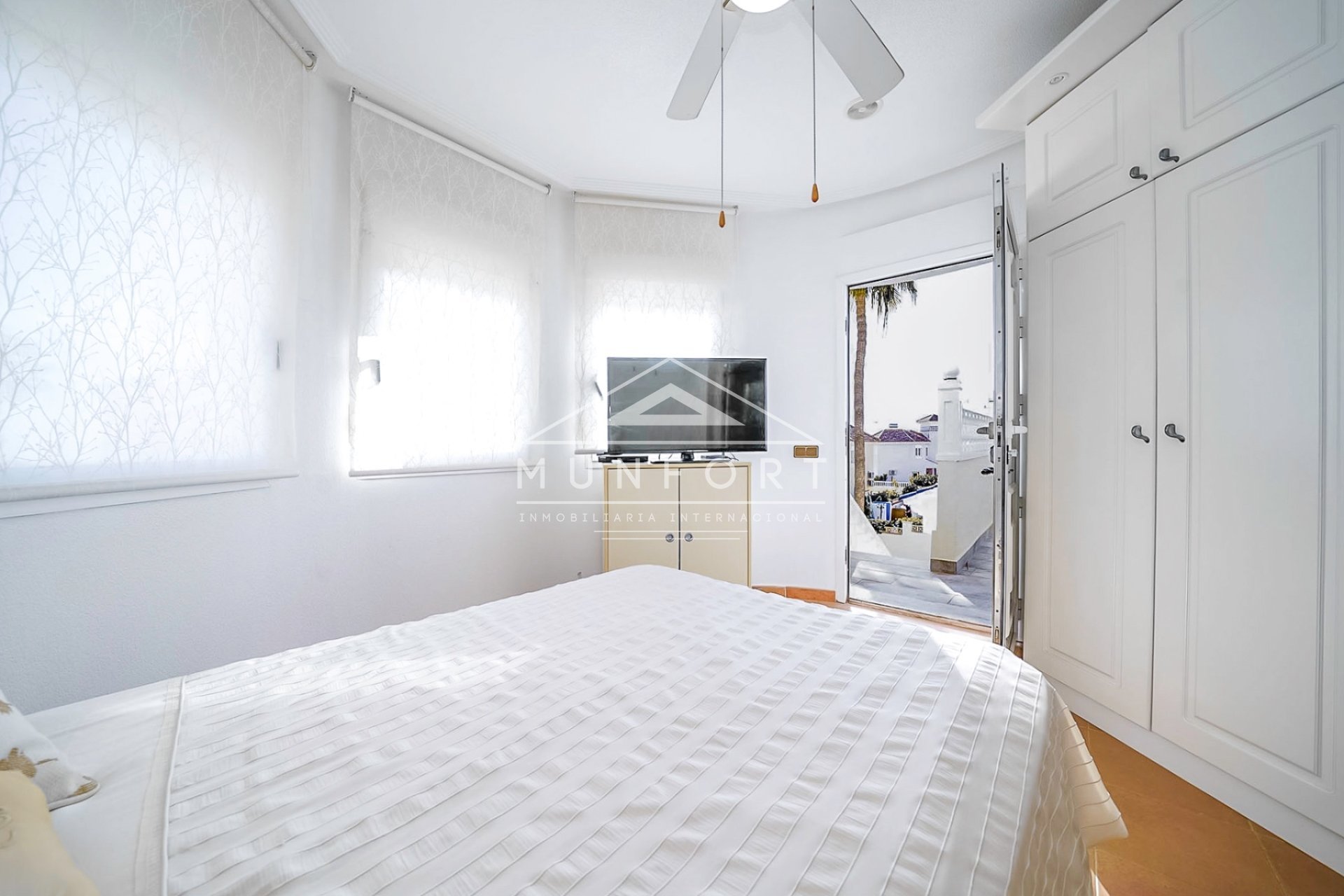 Resale - Villas -
Pilar de la Horadada - Pinar de Campoverde