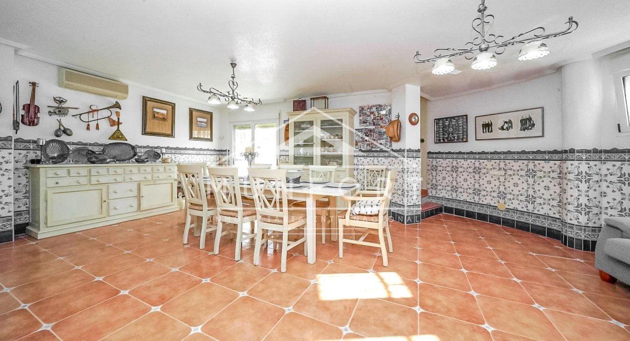 Resale - Villas -
Pilar de la Horadada - Pinar de Campoverde