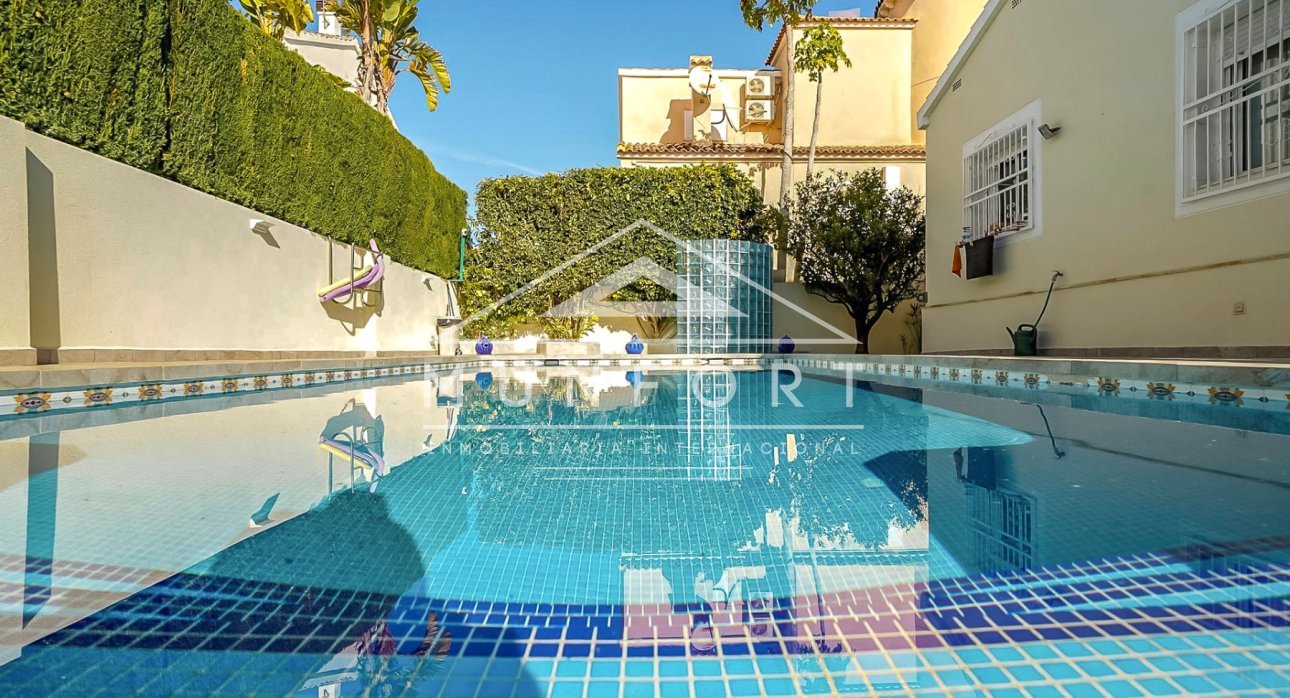 Resale - Villas -
Pilar de la Horadada - Pinar de Campoverde