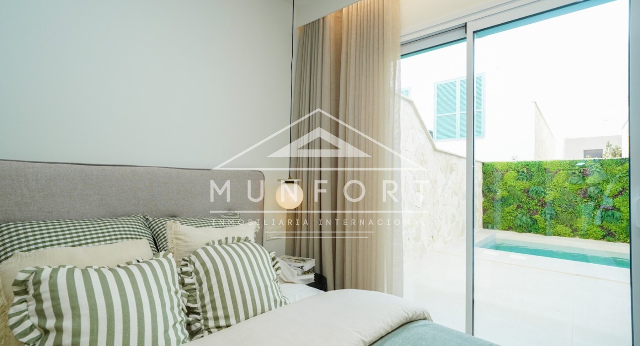 Resale - Villas -
Pilar de la Horadada - Torre de la Horadada