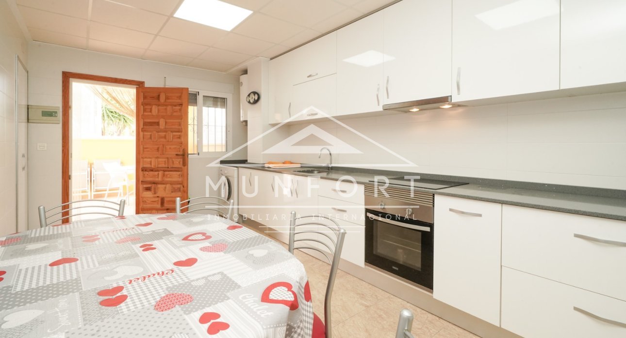 Resale - Villas -
Pilar de la Horadada - Torre de la Horadada