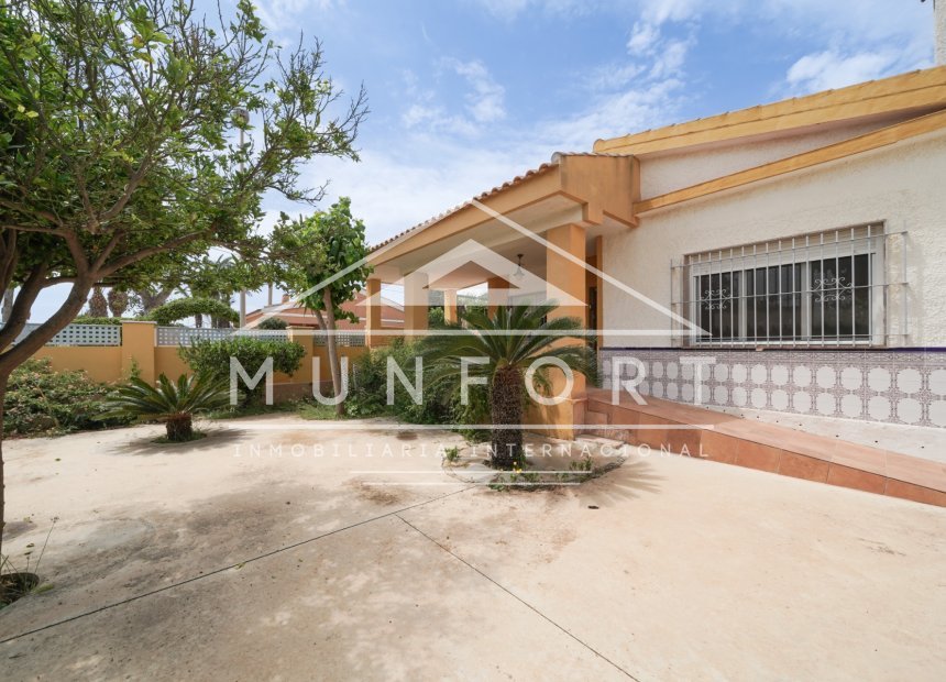 Resale - Villas -
Pilar de la Horadada - Torre de la Horadada
