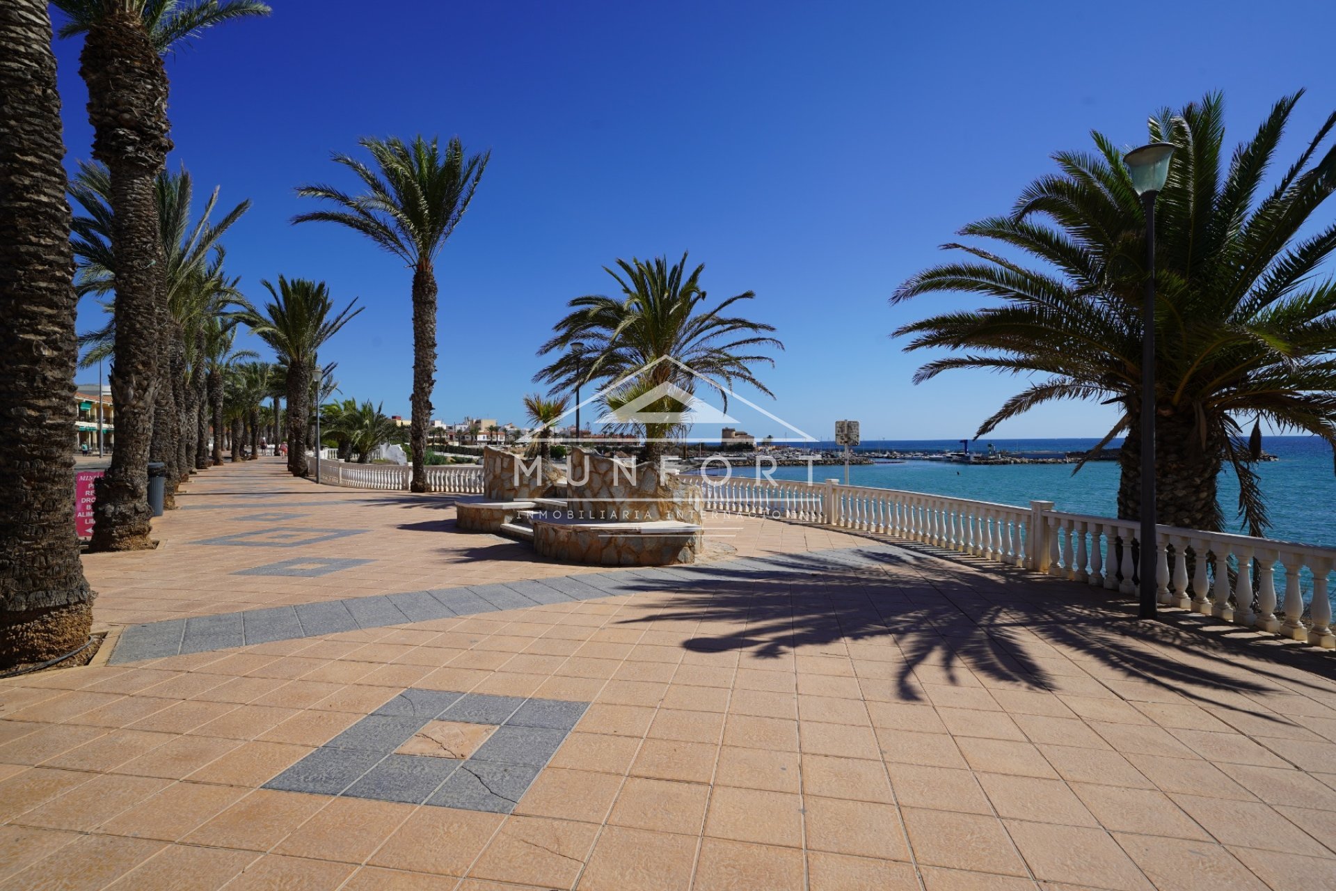 Resale - Villas -
Pilar de la Horadada - Torre de la Horadada