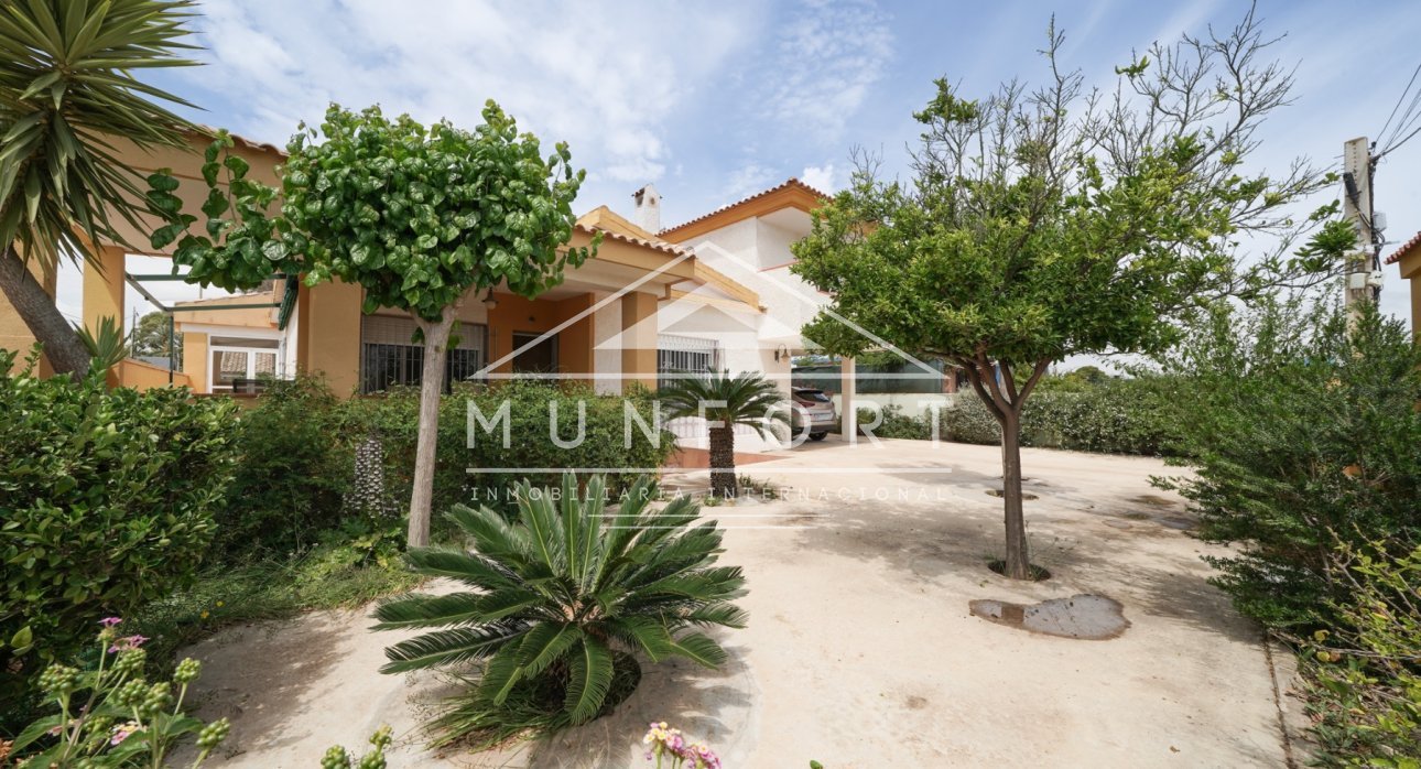 Resale - Villas -
Pilar de la Horadada - Torre de la Horadada