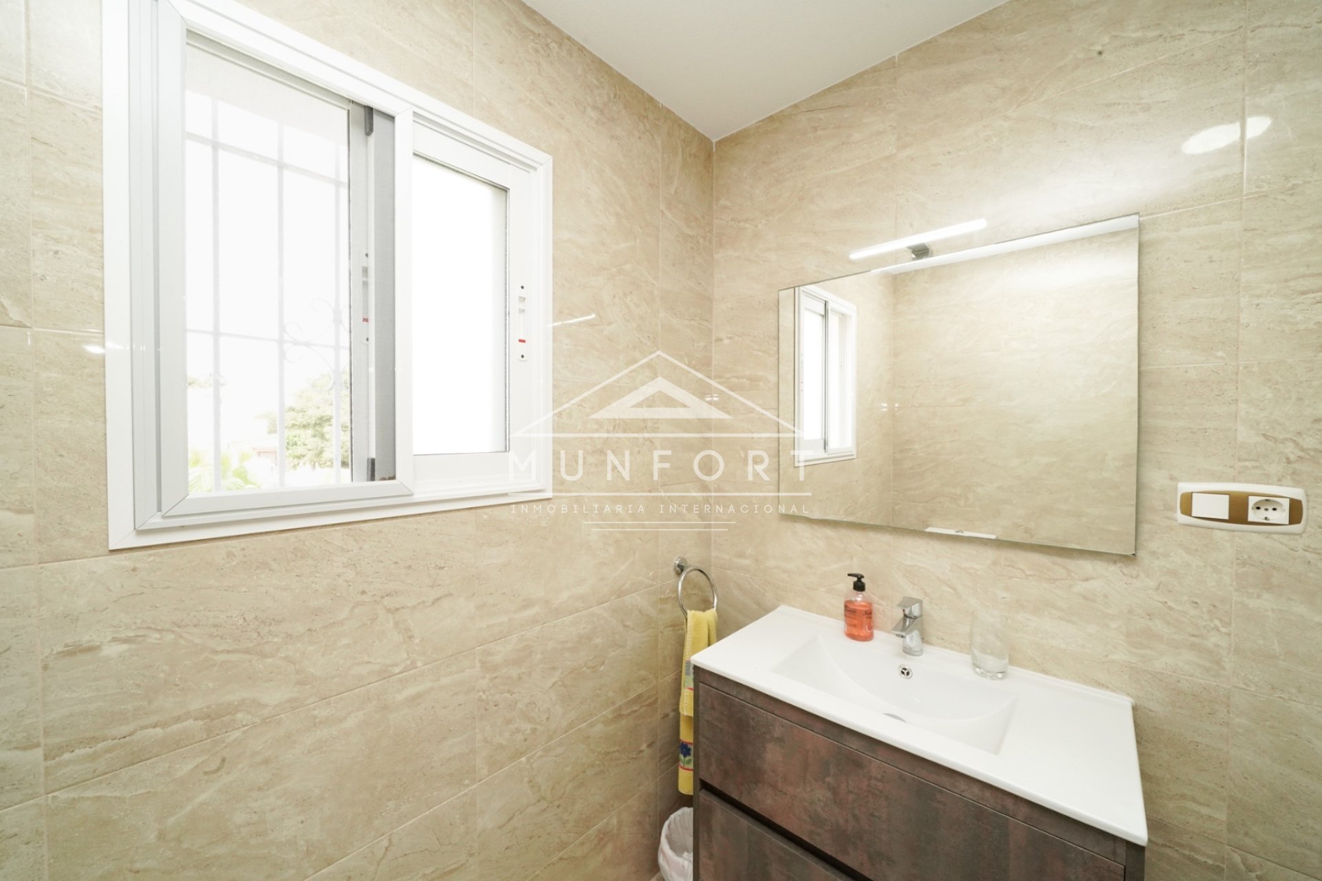 Resale - Villas -
Pilar de la Horadada - Torre de la Horadada