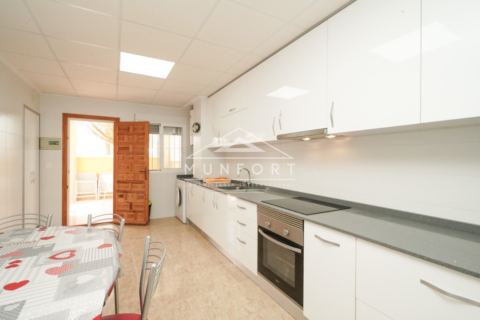 Resale - Villas -
Pilar de la Horadada - Torre de la Horadada