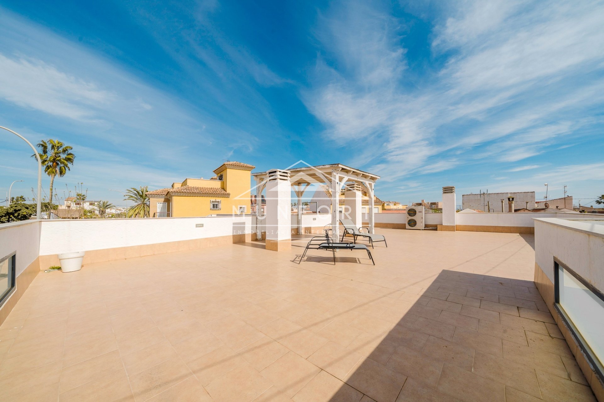 Resale - Villas -
Pilar de la Horadada - Torre de la Horadada