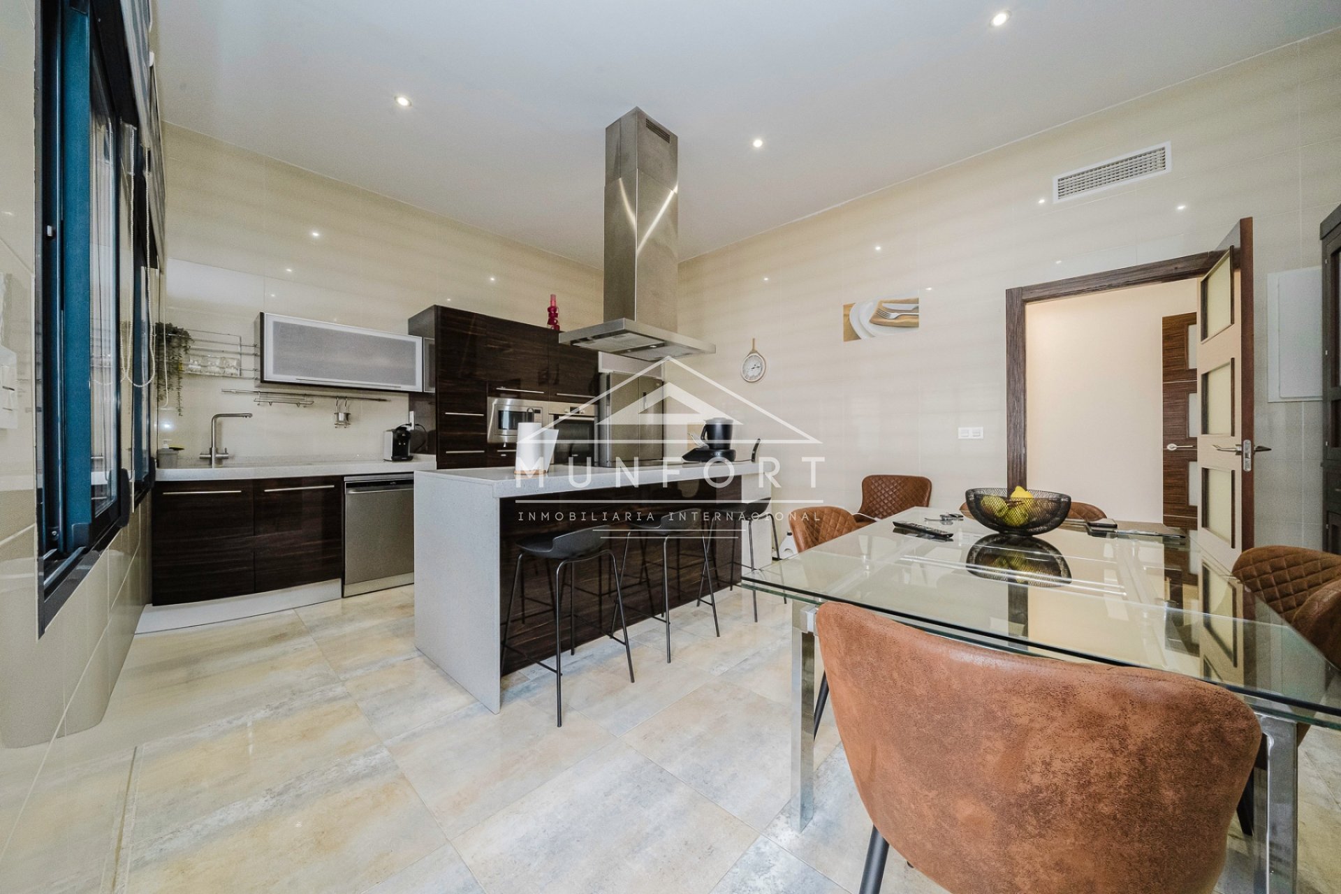 Resale - Villas -
Pilar de la Horadada - Torre de la Horadada