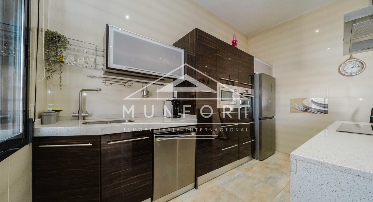 Resale - Villas -
Pilar de la Horadada - Torre de la Horadada