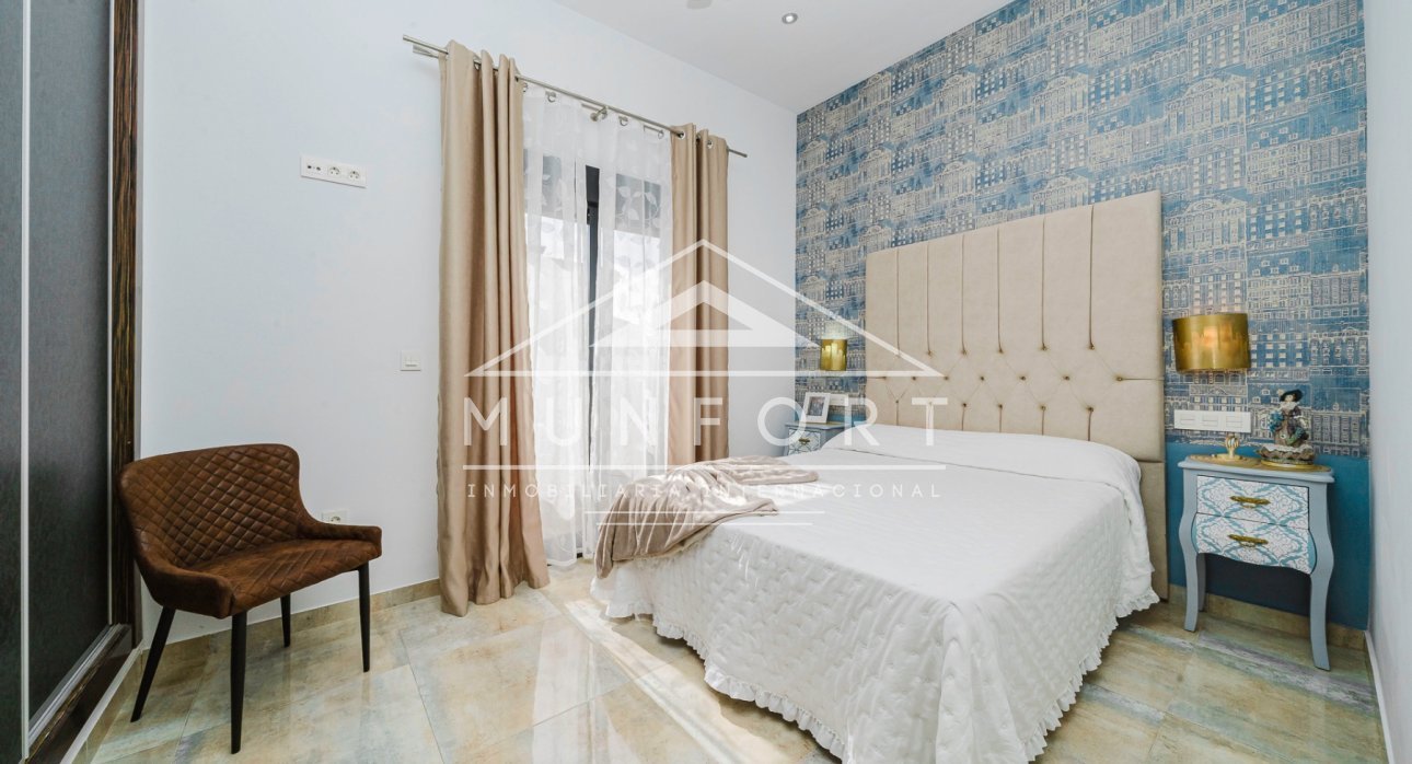 Resale - Villas -
Pilar de la Horadada - Torre de la Horadada