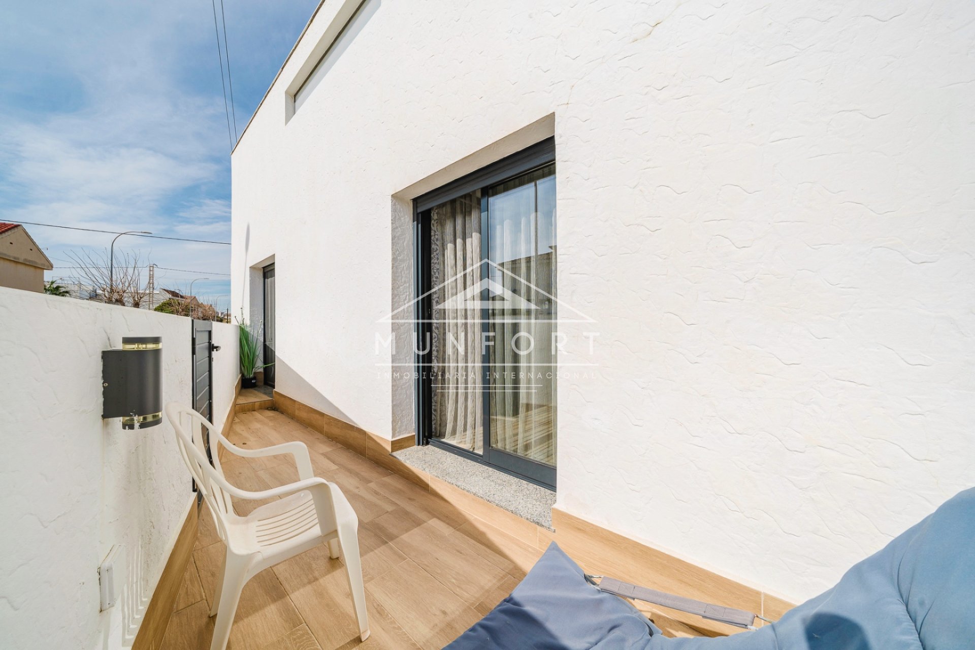 Resale - Villas -
Pilar de la Horadada - Torre de la Horadada