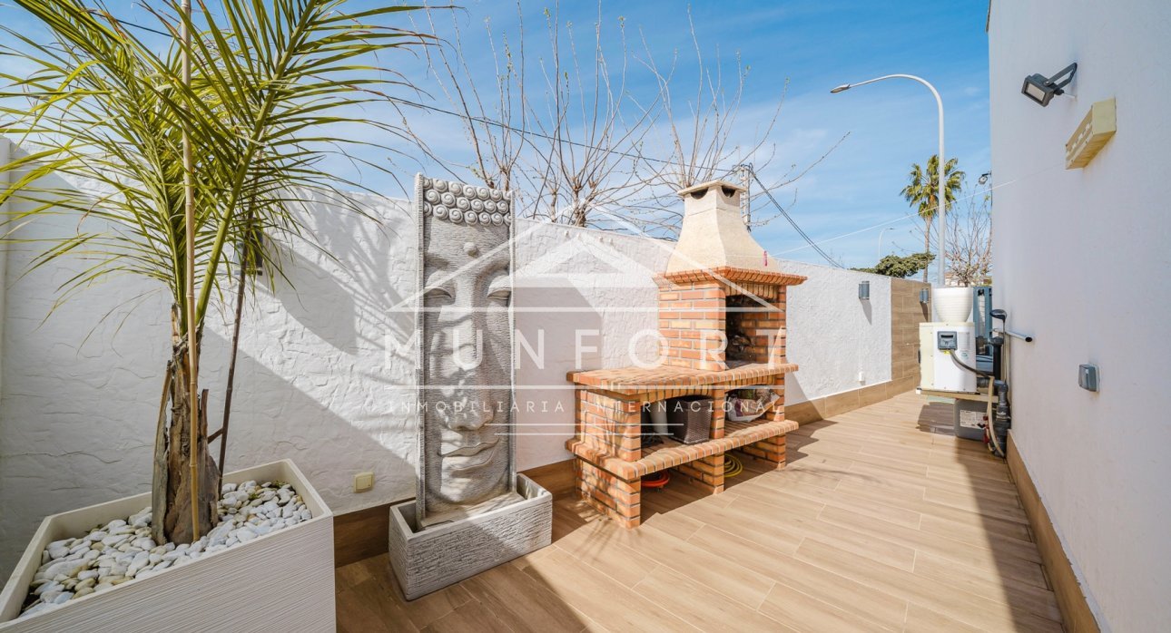 Resale - Villas -
Pilar de la Horadada - Torre de la Horadada