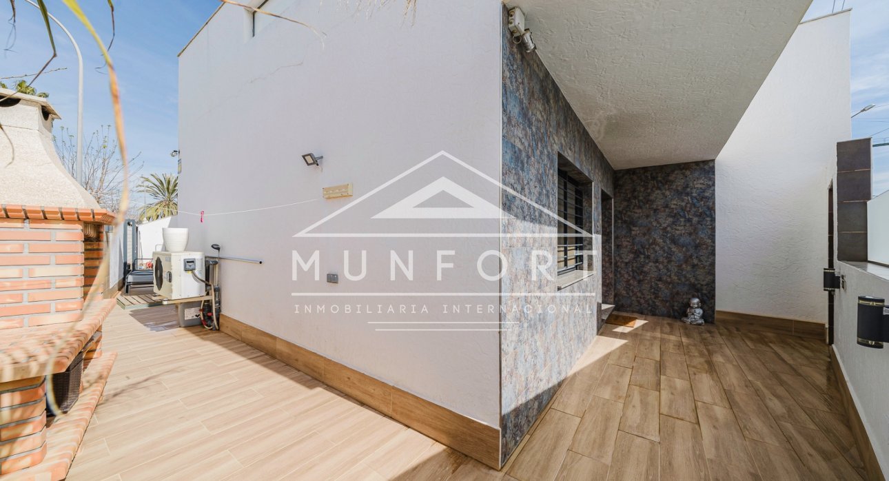 Resale - Villas -
Pilar de la Horadada - Torre de la Horadada