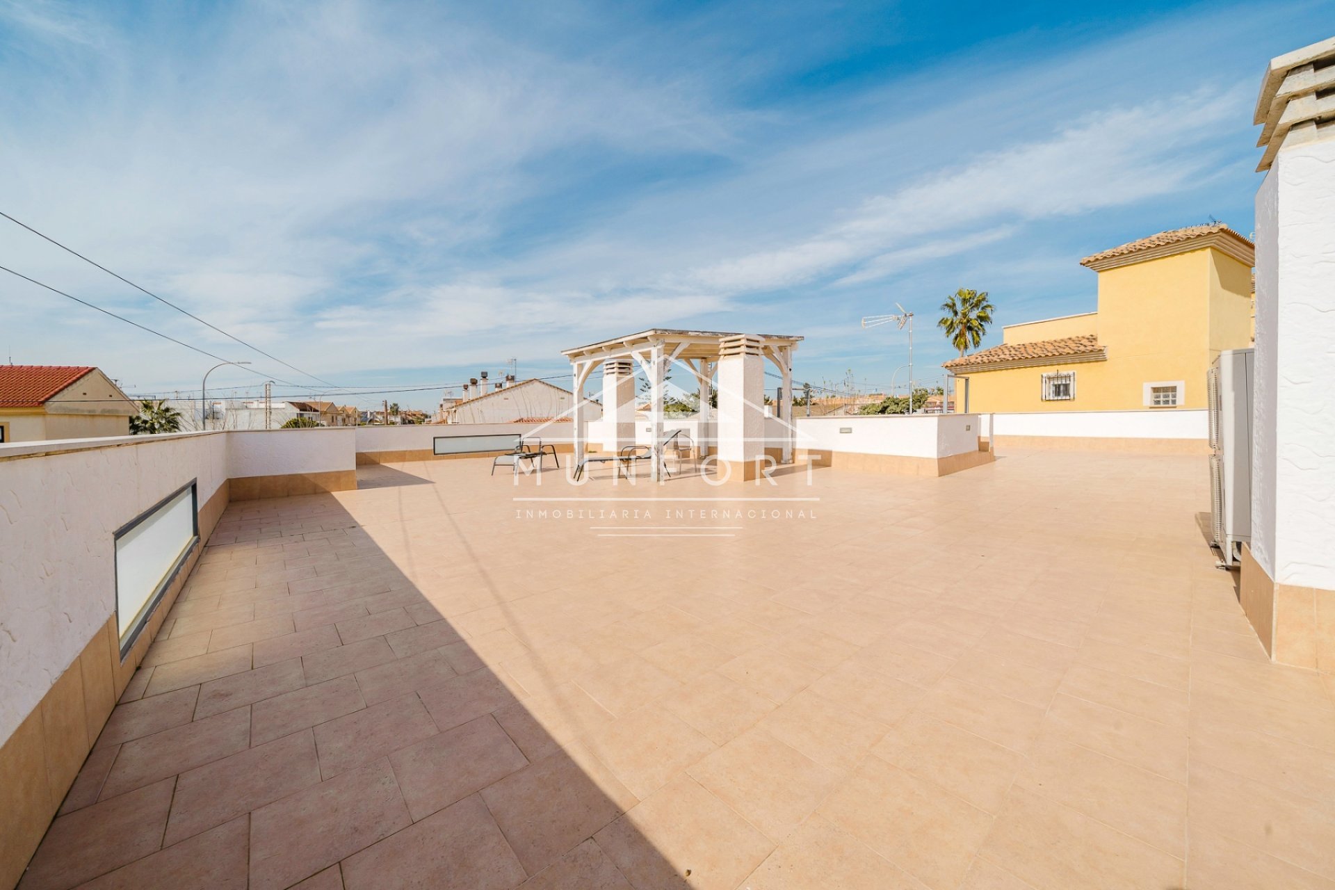 Resale - Villas -
Pilar de la Horadada - Torre de la Horadada