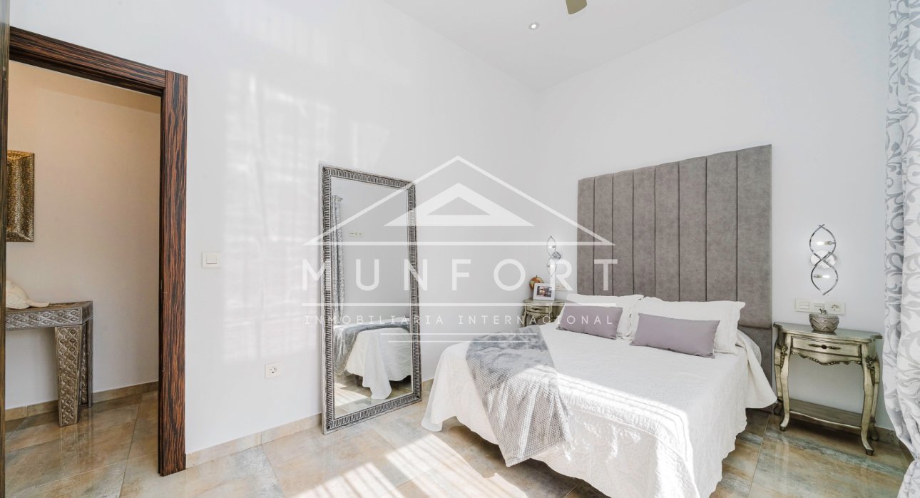 Resale - Villas -
Pilar de la Horadada - Torre de la Horadada